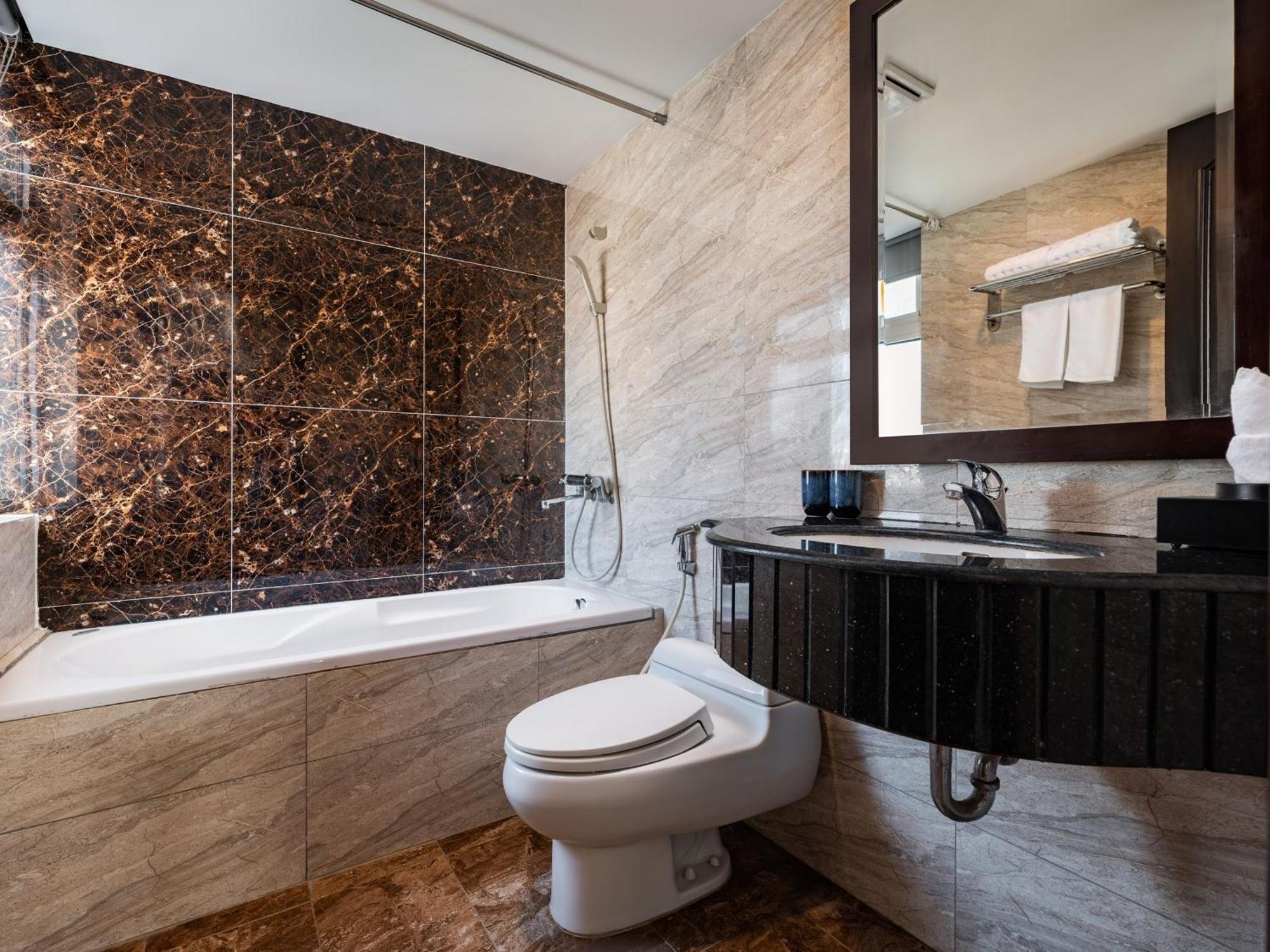 Minasi Premium Hotel Hanoi Zewnętrze zdjęcie